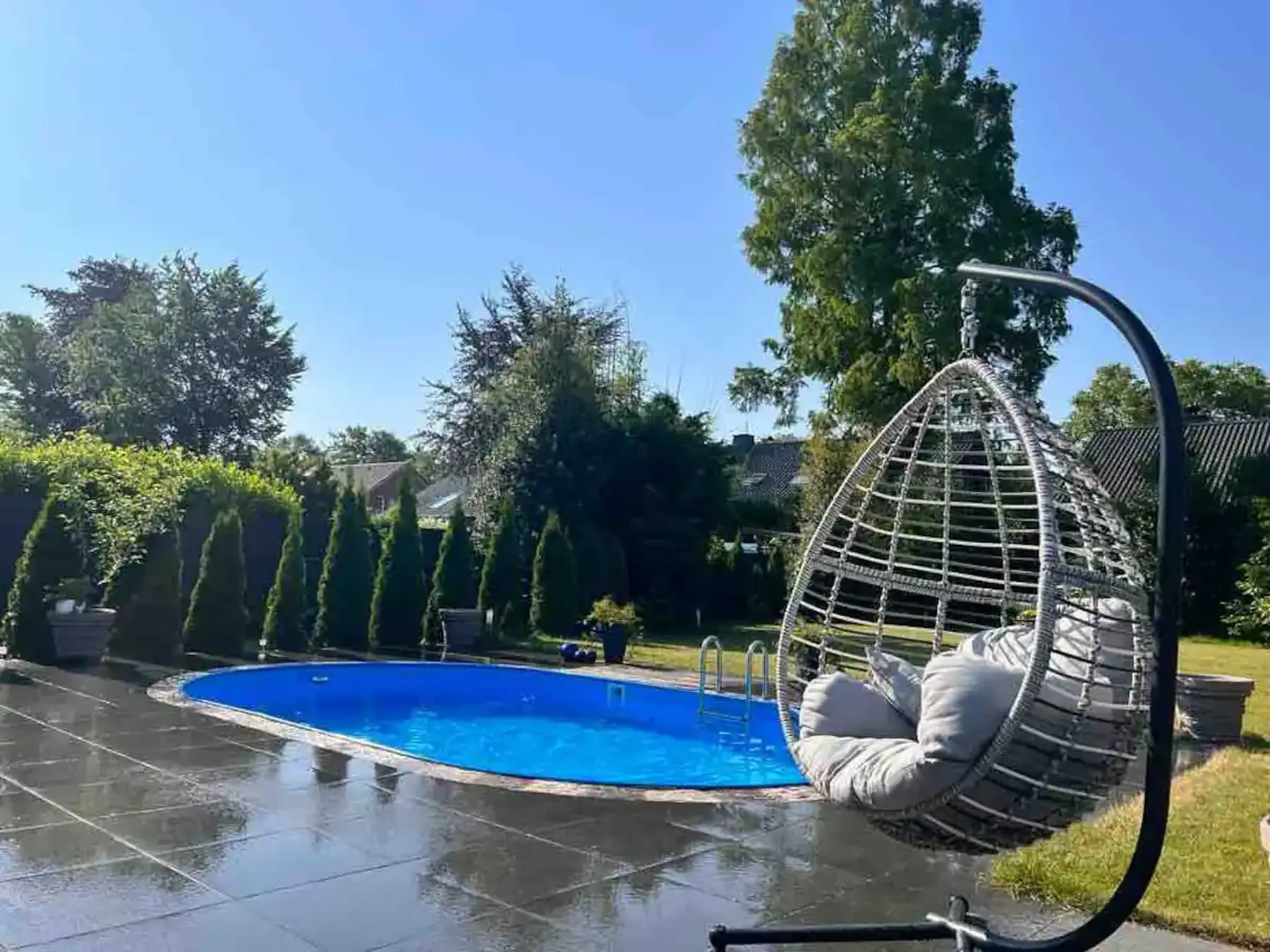 LUXUS-RelaxDays-Apartments Pool