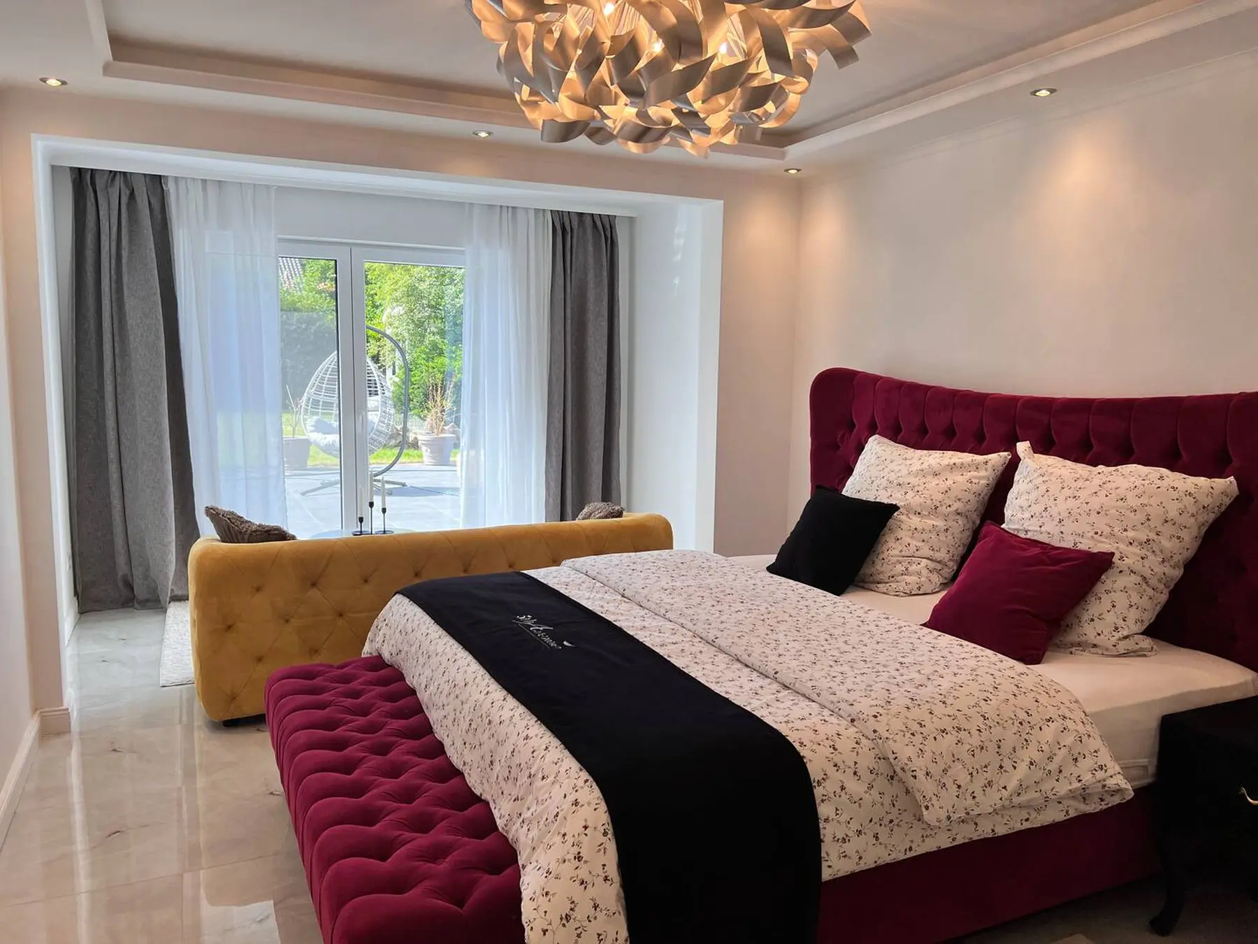 Schlafzimmer der LUXUS-RelaxDays-Apartments