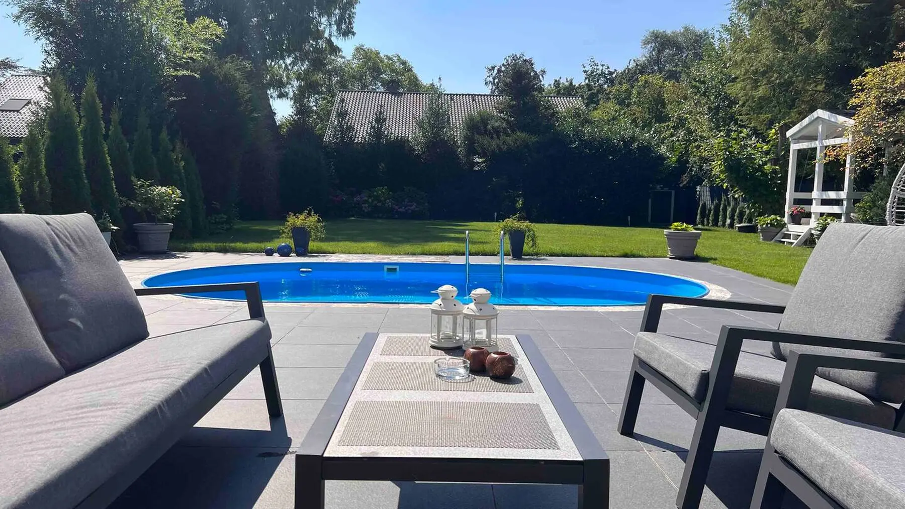 LUXUS-RelaxDays-Apartments Pool