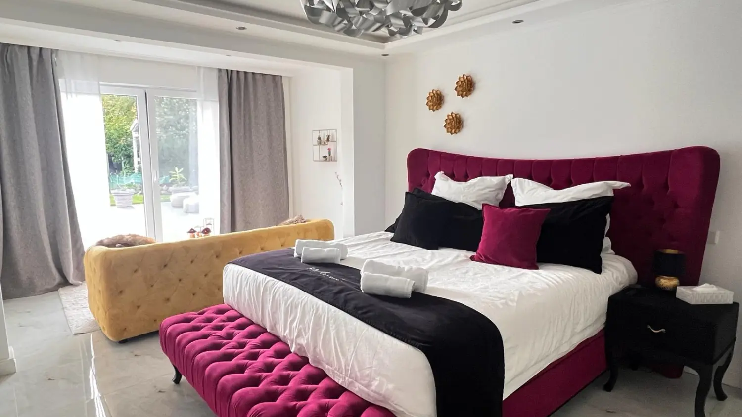 Schlafzimmer der LUXUS-RelaxDays-Apartments