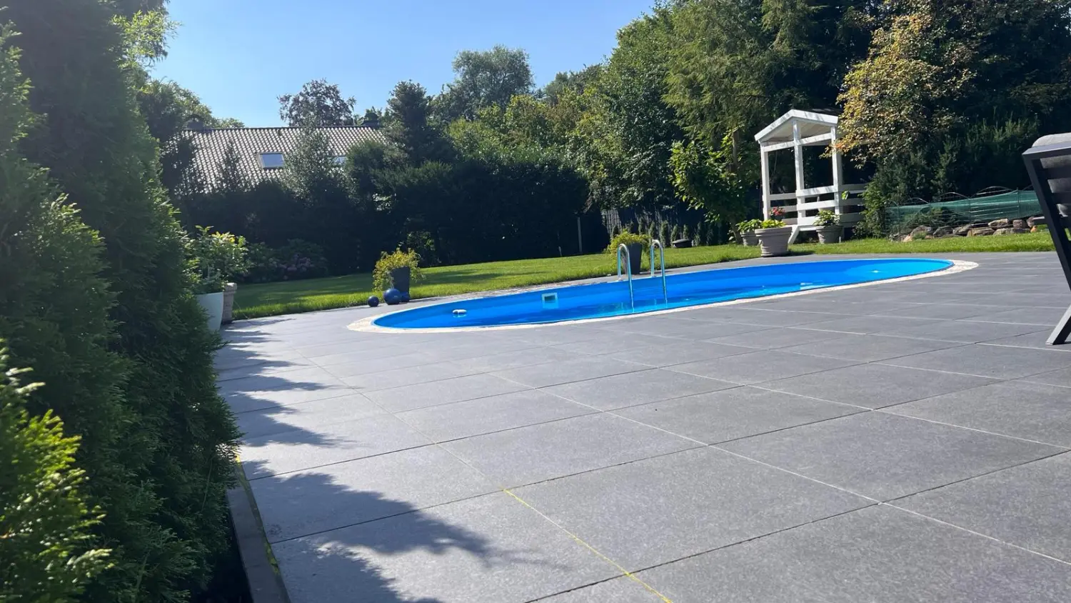 LUXUS-RelaxDays-Apartments Pool