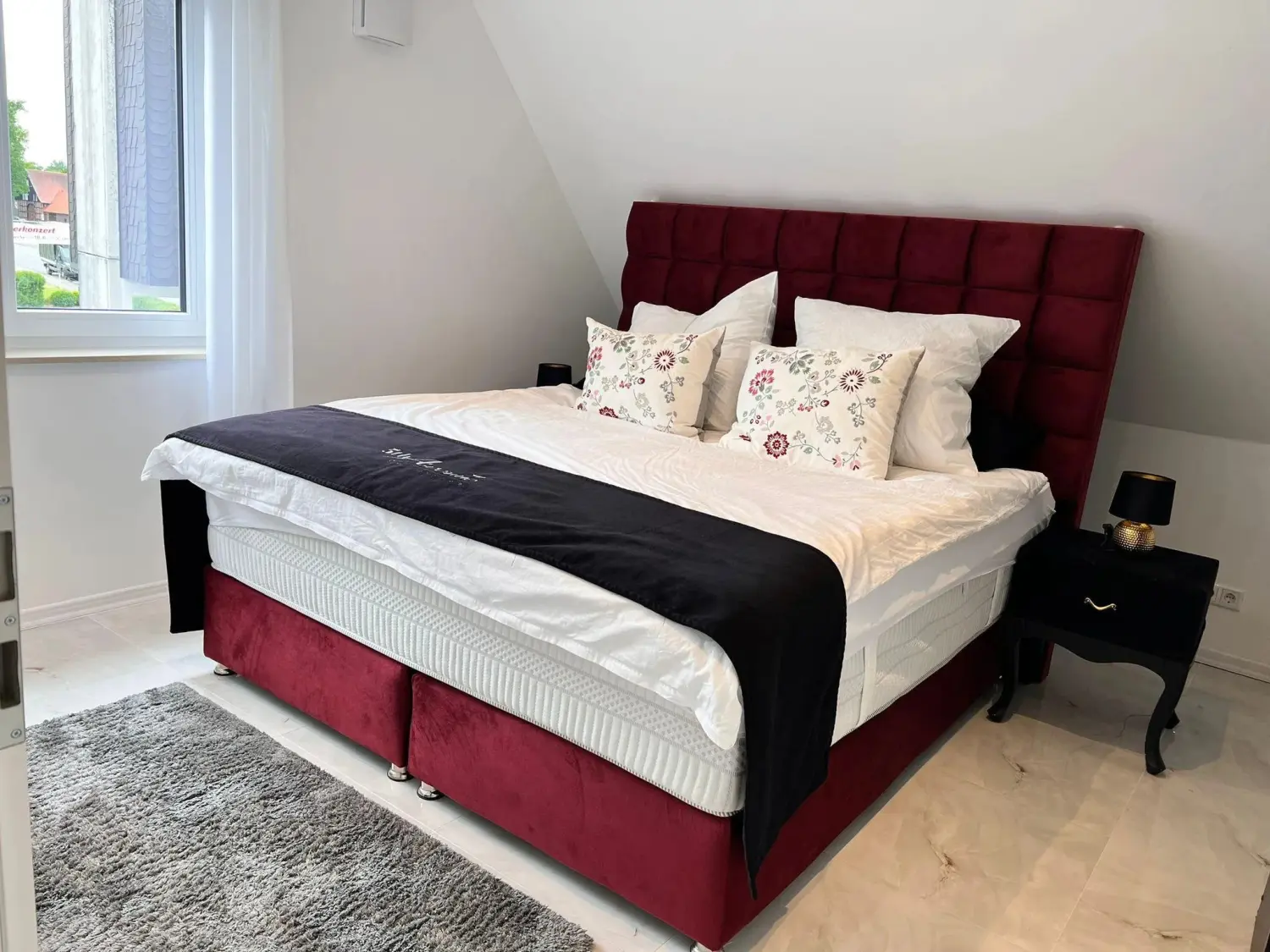 Bett Relaxdays Apartments